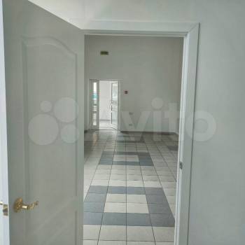 Продается Нежилое помещение, 179,5 м²