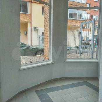 Продается Нежилое помещение, 179,5 м²