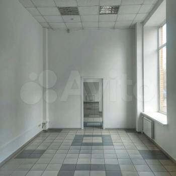 Продается Нежилое помещение, 179,5 м²