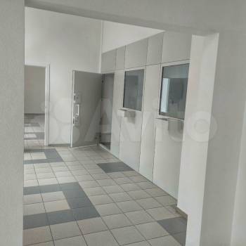 Продается Нежилое помещение, 179,5 м²