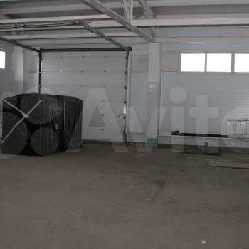 Продается Нежилое помещение, 2000 м²
