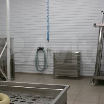 Продается Нежилое помещение, 2000 м²