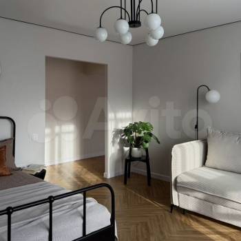 Продается 1-комнатная квартира, 40,4 м²