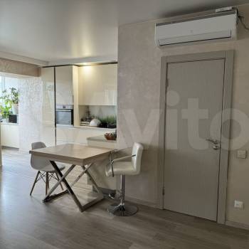 Сдается Многокомнатная квартира, 84 м²