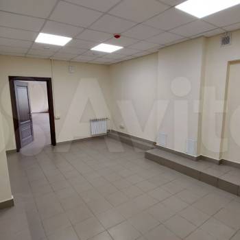 Сдается Нежилое помещение, 178,1 м²