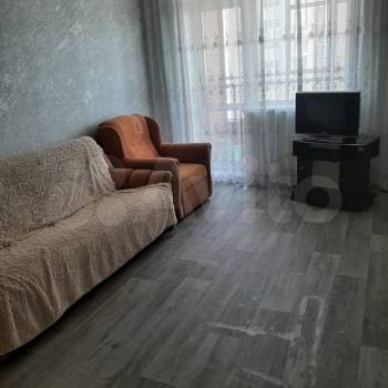 Сдается 1-комнатная квартира, 42 м²