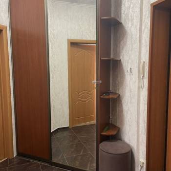 Продается 1-комнатная квартира, 43 м²