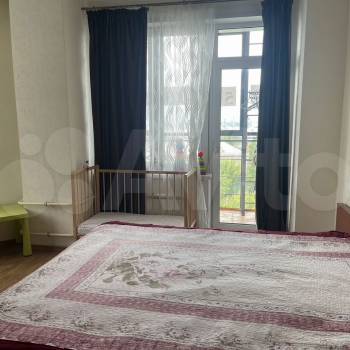 Продается 1-комнатная квартира, 43 м²