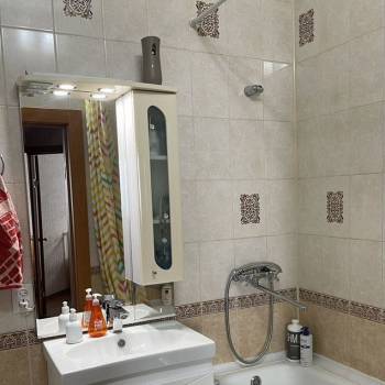 Продается 1-комнатная квартира, 43 м²