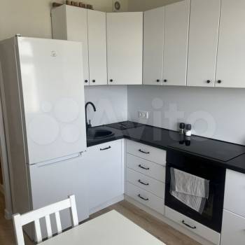 Сдается 1-комнатная квартира, 38 м²