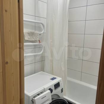 Сдается 1-комнатная квартира, 38 м²