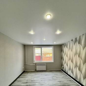 Продается 1-комнатная квартира, 32 м²