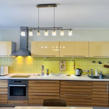 Продается Многокомнатная квартира, 120 м²