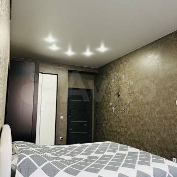 Сдается Многокомнатная квартира, 100 м²