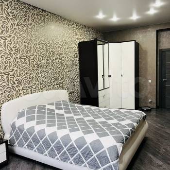 Сдается Многокомнатная квартира, 100 м²