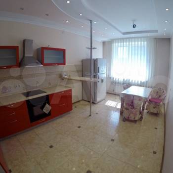 Сдается Многокомнатная квартира, 130 м²