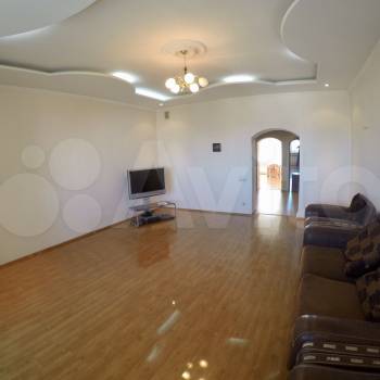 Сдается Многокомнатная квартира, 130 м²