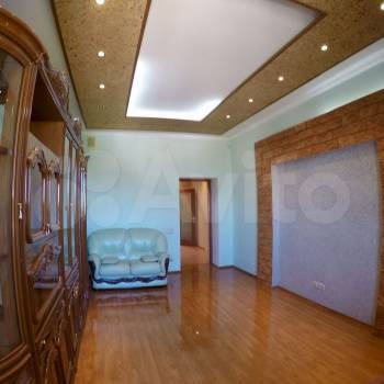 Сдается Многокомнатная квартира, 130 м²