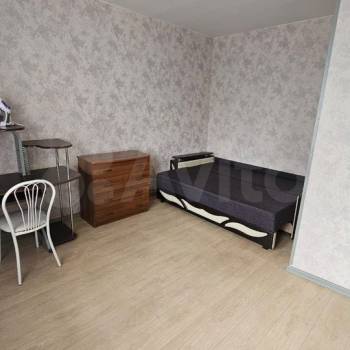 Продается 1-комнатная квартира, 32 м²