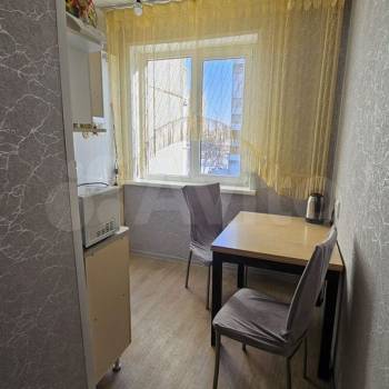 Продается 1-комнатная квартира, 32 м²