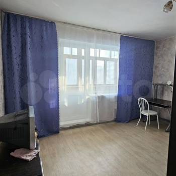 Продается 1-комнатная квартира, 32 м²