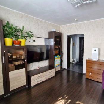 Продается 1-комнатная квартира, 40,7 м²