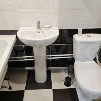 Продается 1-комнатная квартира, 17,8 м²