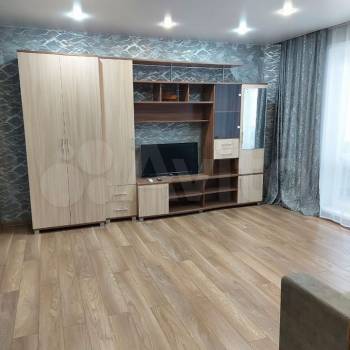 Сдается 2-х комнатная квартира, 64 м²
