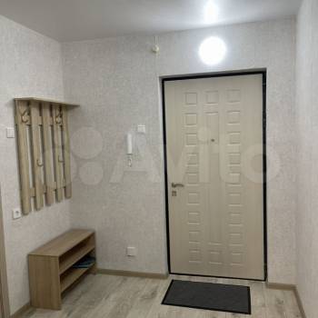 Сдается 1-комнатная квартира, 38 м²