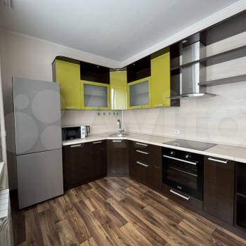 Сдается 2-х комнатная квартира, 60 м²