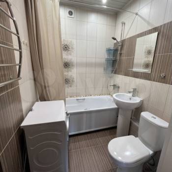 Сдается 2-х комнатная квартира, 60 м²