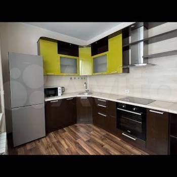 Сдается 2-х комнатная квартира, 60 м²