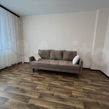 Сдается 2-х комнатная квартира, 60 м²