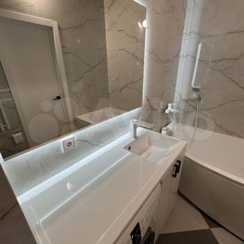 Продается 1-комнатная квартира, 34 м²