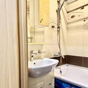 Продается 2-х комнатная квартира, 49 м²