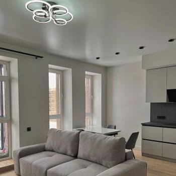 Сдается 2-х комнатная квартира, 65 м²