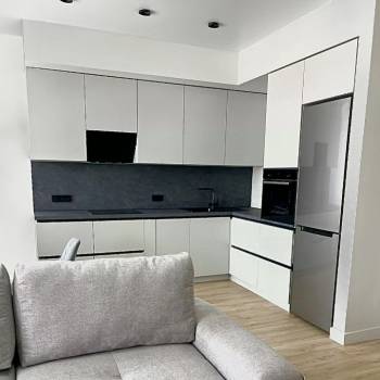 Сдается 2-х комнатная квартира, 65 м²