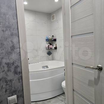 Продается 2-х комнатная квартира, 42 м²