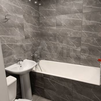 Продается 1-комнатная квартира, 32 м²