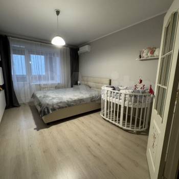 Продается 1-комнатная квартира, 37,7 м²