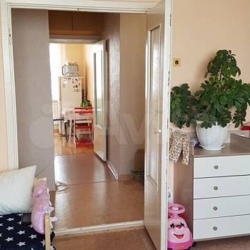 Продается 1-комнатная квартира, 38 м²