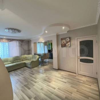 Продается Многокомнатная квартира, 85 м²