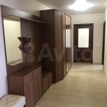 Сдается 2-х комнатная квартира, 72 м²