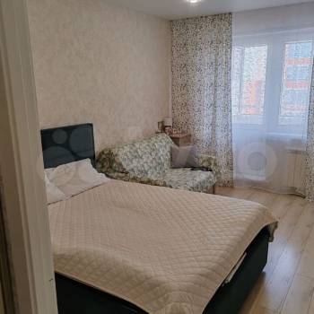 Продается 1-комнатная квартира, 32 м²