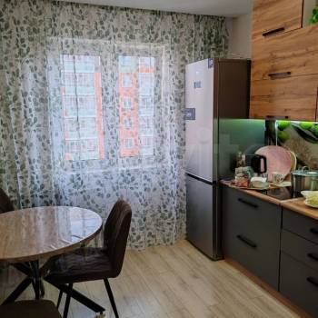 Продается 1-комнатная квартира, 32 м²