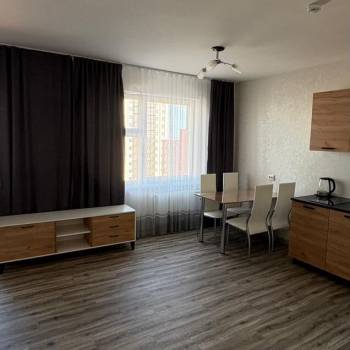 Сдается 1-комнатная квартира, 38 м²
