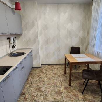 Сдается 1-комнатная квартира, 41 м²