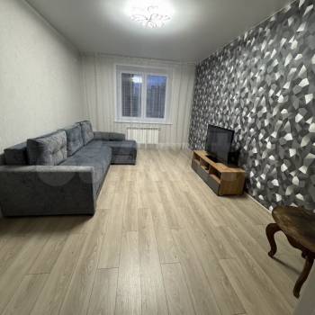 Сдается 2-х комнатная квартира, 66 м²