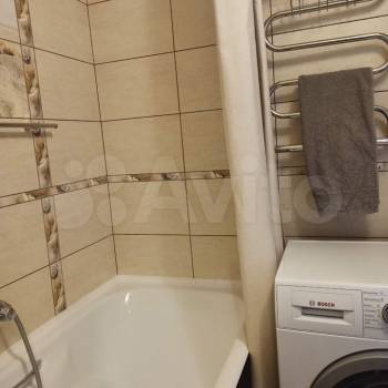 Продается Многокомнатная квартира, 82 м²