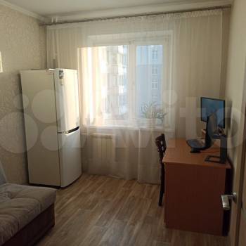 Продается Многокомнатная квартира, 82 м²
